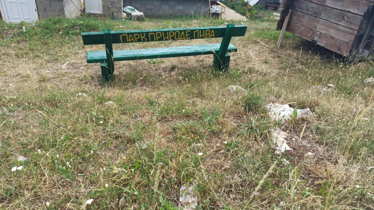 Katun Ljeljenak Hotell Plužine Exteriör bild