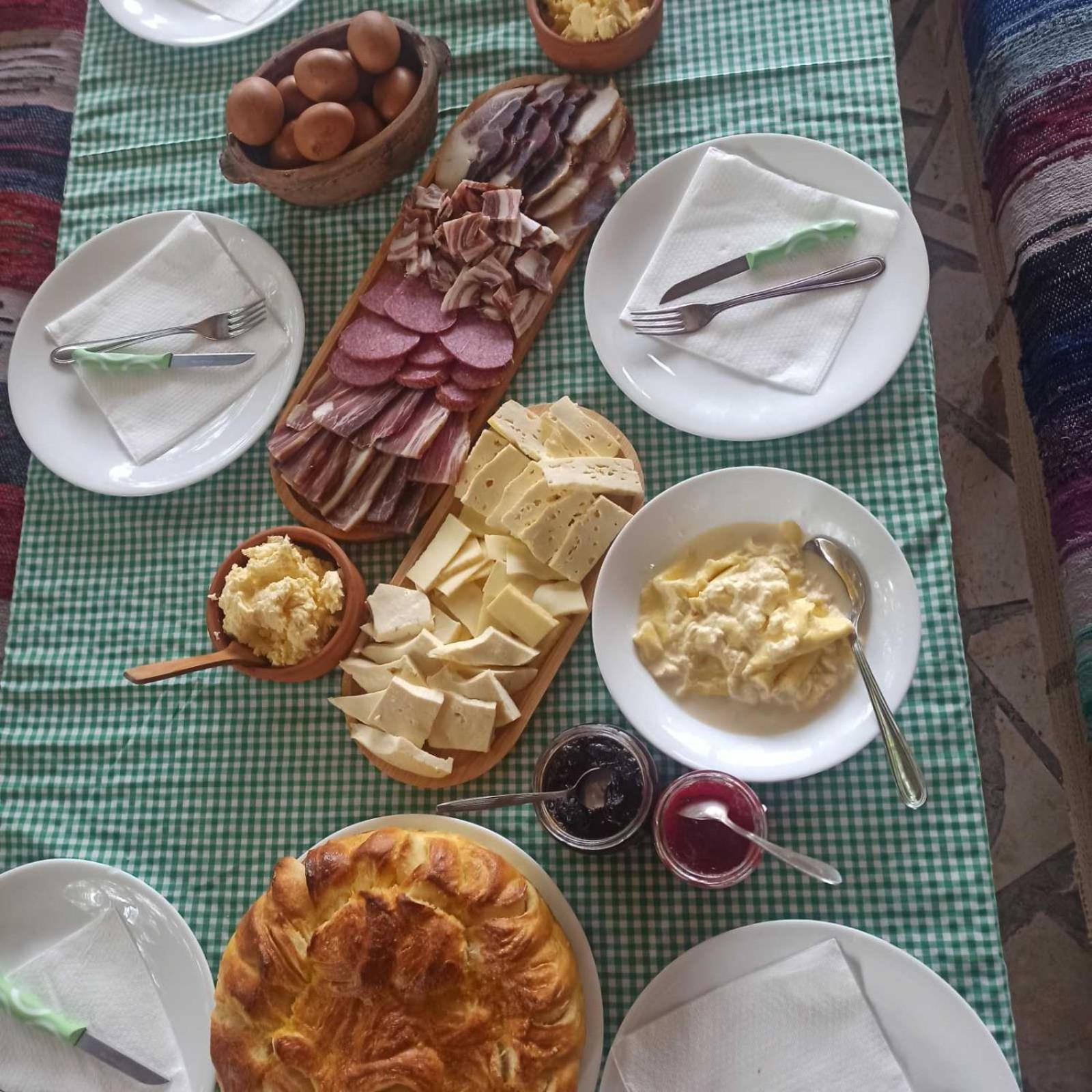 Katun Ljeljenak Hotell Plužine Exteriör bild