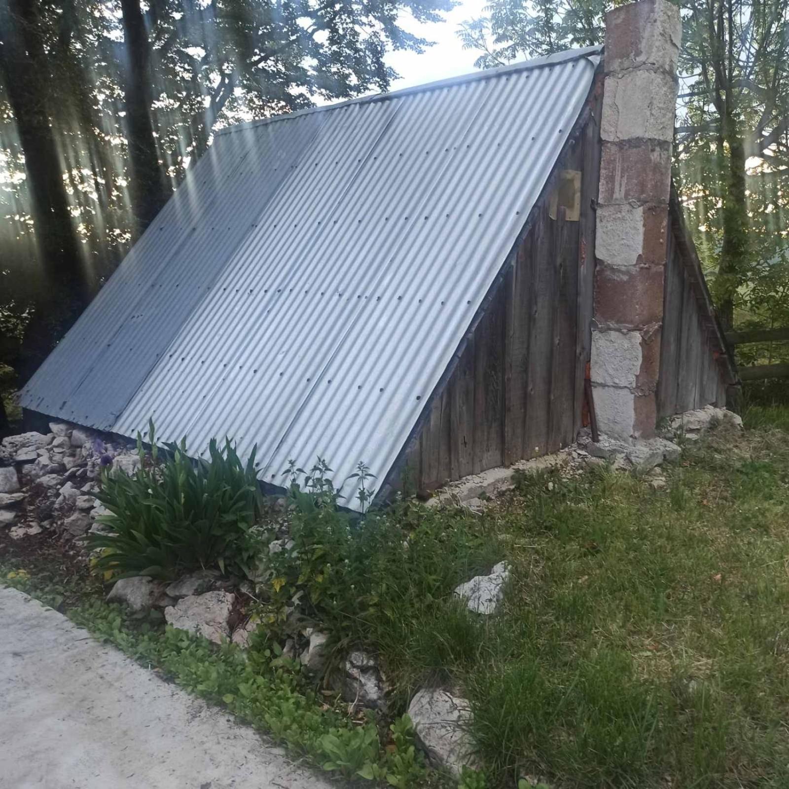 Katun Ljeljenak Hotell Plužine Exteriör bild