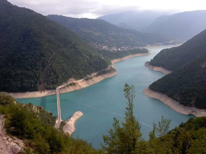 Katun Ljeljenak Hotell Plužine Exteriör bild