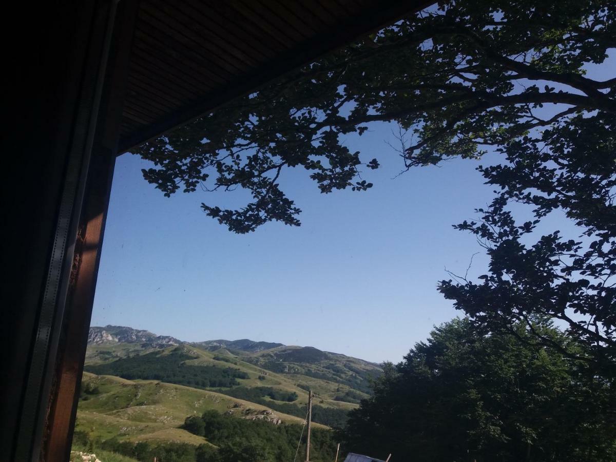Katun Ljeljenak Hotell Plužine Exteriör bild