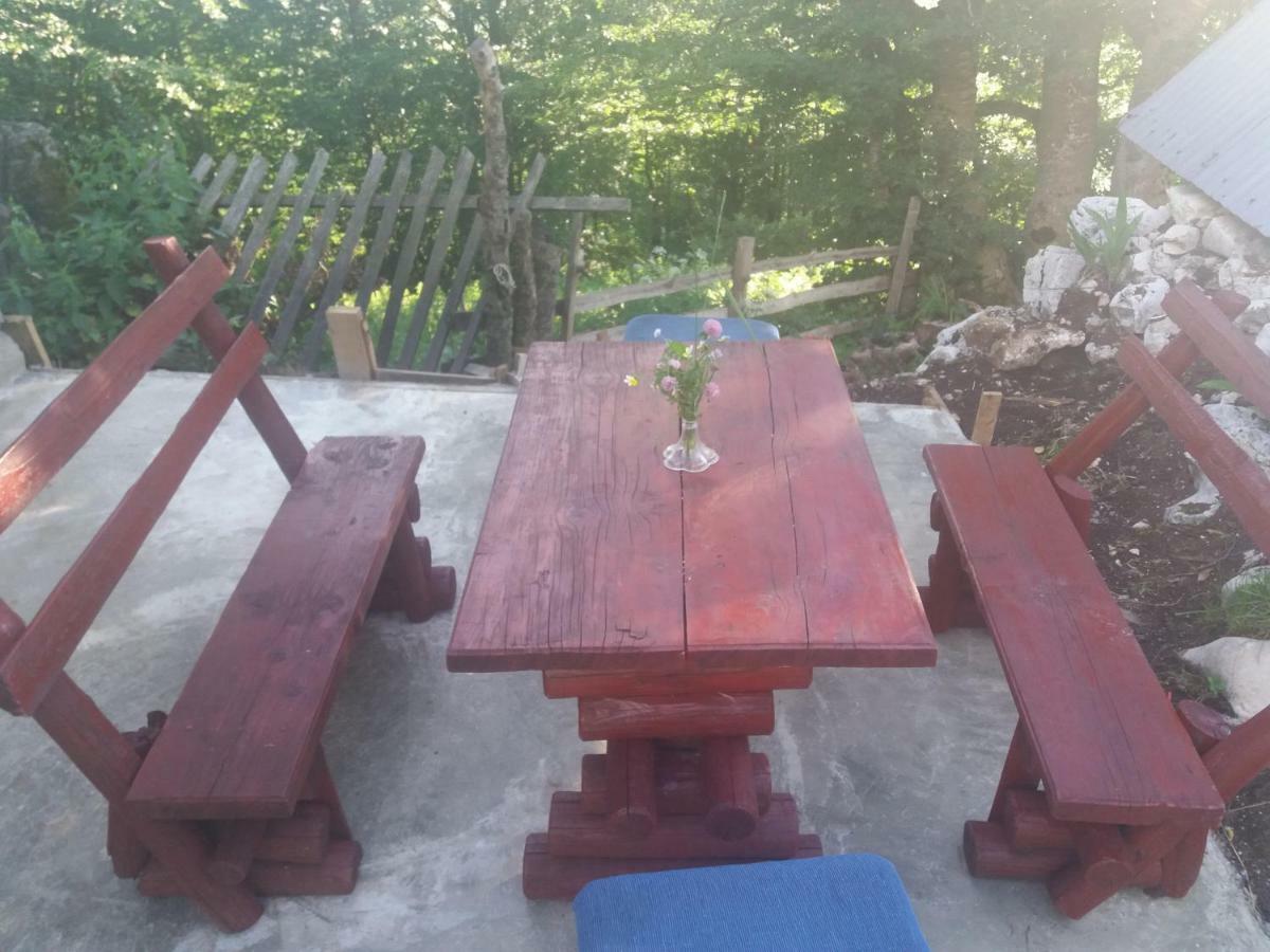 Katun Ljeljenak Hotell Plužine Exteriör bild